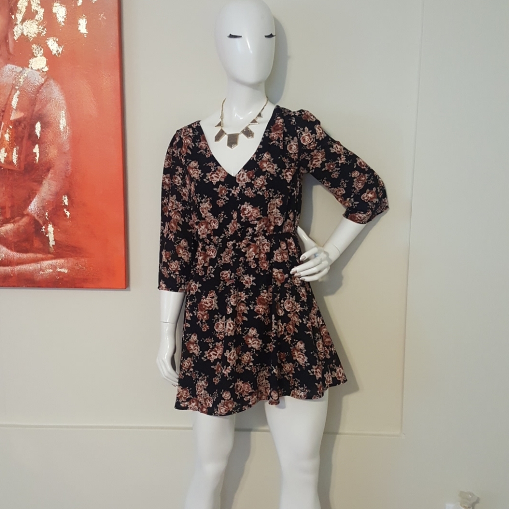 New cute floral dress